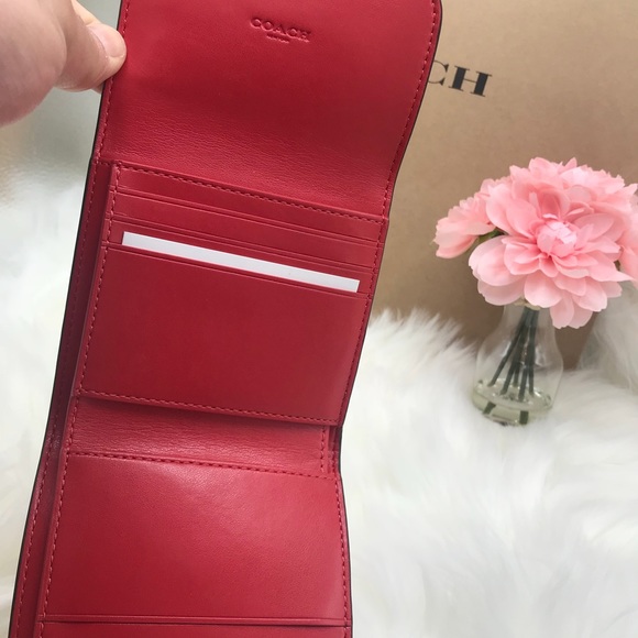  nwt coach floral logo wallet  - Picture 3 of 5